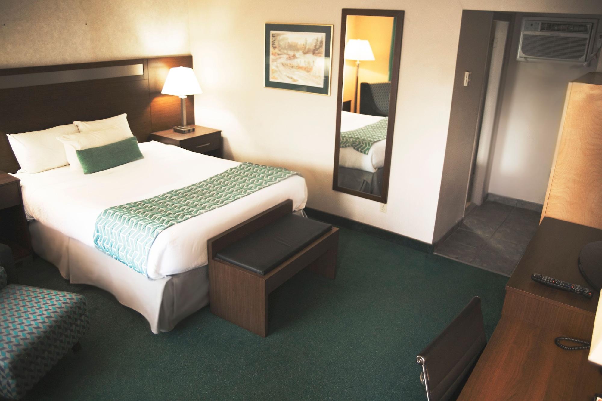 Ramada By Wyndham Hotel Quesnel Eksteriør billede